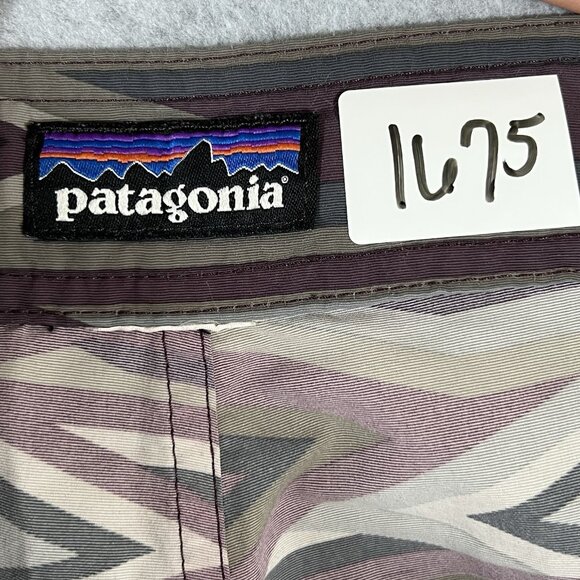 Patagonia Wavefarer Board Swim Shorts Graphite Navy Zip Pocket Men's Sz 30 - Picture 5 of 14